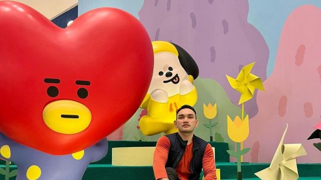 Cari Spot Foto Instagramable Bareng BT21? Coba Kunjungi Tempat Ini