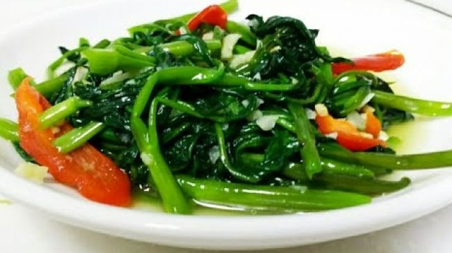 3 Resep Tumis Kangkung Enak dan Mudah, Cocok untuk Koki Amatiran