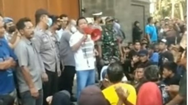 Padepokan Nur Dzat Sejati milik Gus Samsudin di Blitar, Jawa Timur resmi ditutup Minggu (31/7/2022).