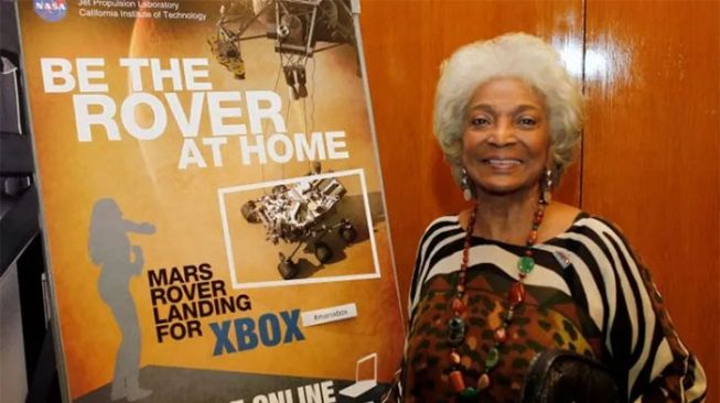 Nichelle Nichols Pemeran Letnan Uhura di Star Trek Meninggal di Usia 89 Tahun