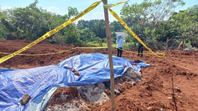 Paket Sembako Bantuan Presiden Dikubur dekat Gudang JNE Depok Akhirnya Terungkap