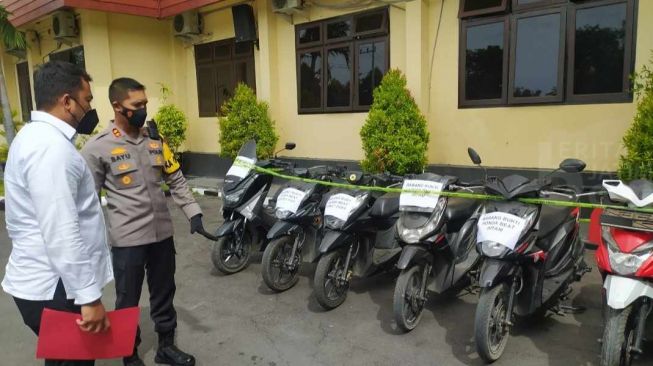 Kasus pencurian motor, pelakunya diduga suami dari kepala desa Purwodadi Pasuruan. [ Beritajatim.com]