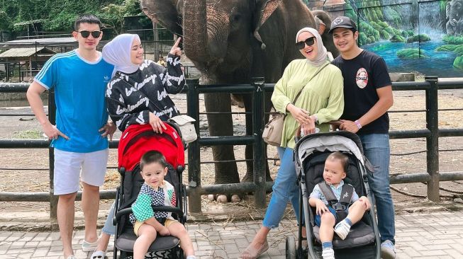 Adu Kompak Potret Keluarga Citra Kirana dan Margin Wieheerm (Instagram/@citraciki)