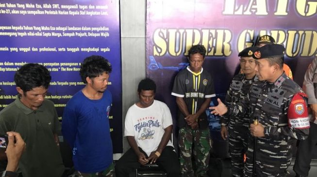Empat Nelayan Terkatung-katung Tiga Hari di Perairan Bangka, Diselamatkan TNI AL