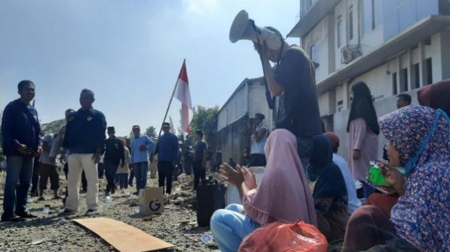 Soal Tanah Wakaf Masjid Mau Dibangun Pabrik di Cilegon, Warga Bersama Ahli Waris Bakal Lakukan Hal Ini