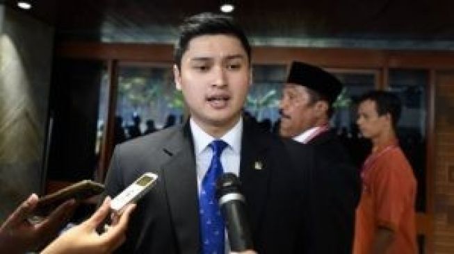 Warga Cikeusik Tolak Kedatangan Anak Bupati Pandeglang