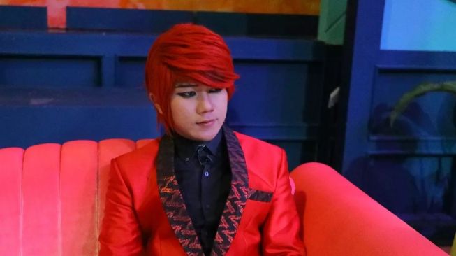 10 Potret Pesulap Merah, Punya Rambut yang Sama dengan Orang Indonesia Pada Umumnya