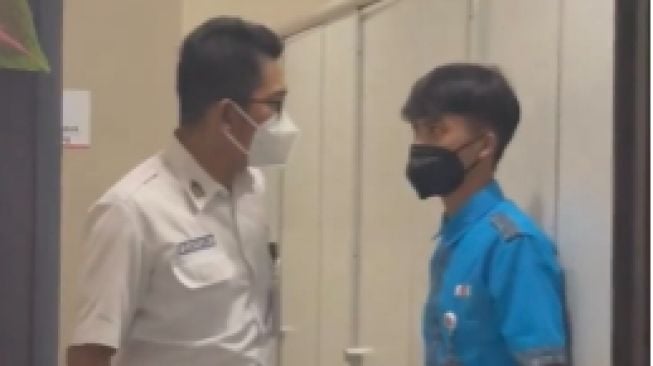 Buang Hajat di Toilet Stasiun, Perempuan Ini Alami Dugaan Pelcehan Seksual oleh Petugas Kebersihan