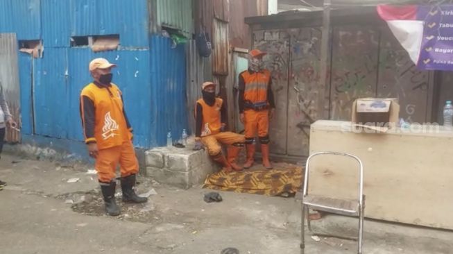 Terdengar Bunyi Ledakan di Gardu Listrik Kebon Jeruk, Ternyata Ada Pria ODGJ Tewas Mengenaskan