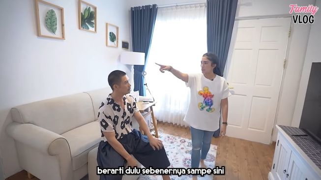 Rumah Ricky Cuaca (YouTube Ussy Andhika Official)