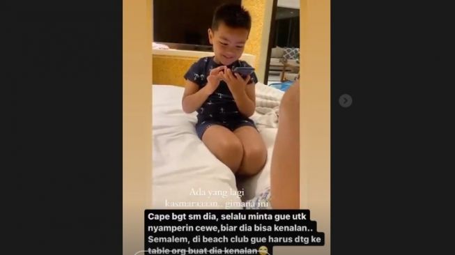 Putra bungsu Nia Ramadhani, Magika genit meminta sang ibu dikenalkan dengan anak perempuan. [Instagram]