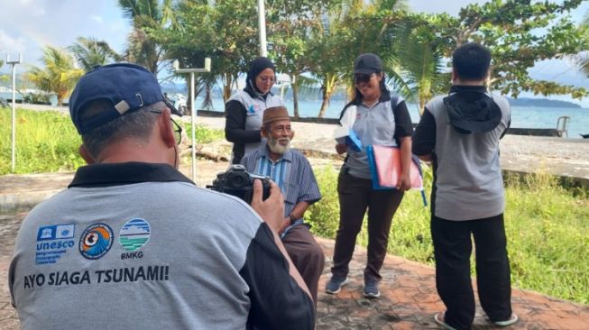 Bupati Balut Beri Dukungan Penuh Tim UNESCO dan BMKG