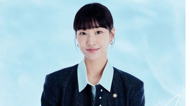 Pesona Ha Yun Kyung di Extraordinary Attorney Woo (Instagram/@channel.ena.d)