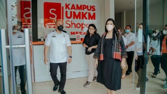 Kahiyang Ayu Harap Kampus UMKM Shoope Bantu Pemasaran Digitalisasi