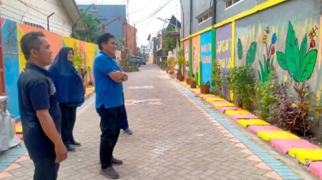 Salah satu lorong yang dipercantik di Kecamatan Makassar, Kota Makassar [SuaraSulsel.id/Istimewa]