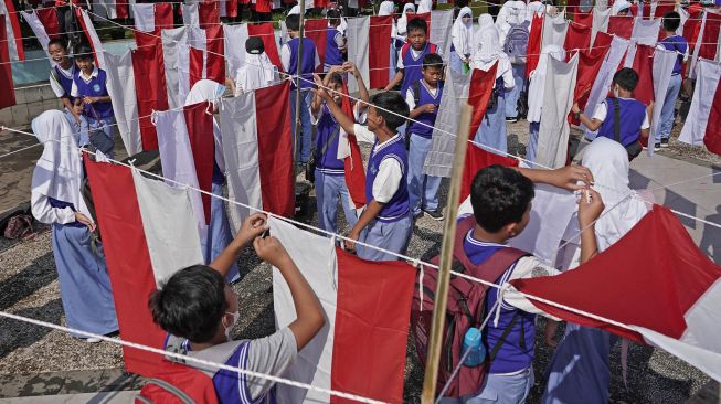 6 Tradisi Unik Dalam Perayaan HUT RI, Pacuan Kuda hingga Kesenian Ekstrem