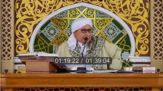 Heboh, Bongkar Modus Dukun Berkedok Ustaz Hingga Kiai, Buya Yahya: Permainan Wali-wali Palsu