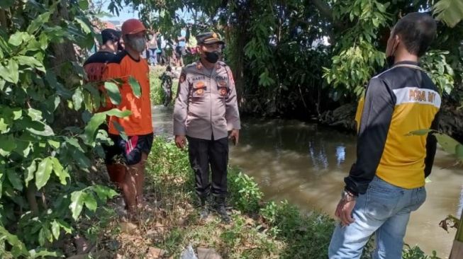 Seorang Wanita Paruh Baya Ditemukan Meninggal di Sungai Ngelo, Sebelumnya Sempat Berendam Sambil Bawa Selendang