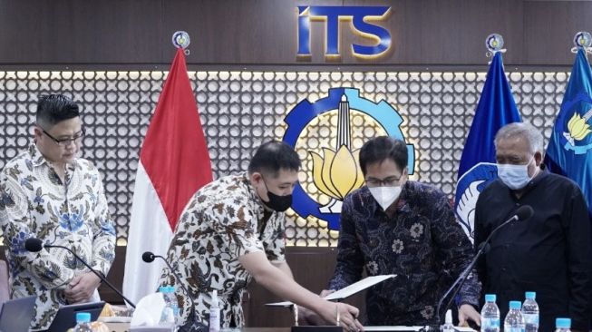 Perkuat Teknologi Pertahanan Its Teken Mou Dengan Pt Infoglobal