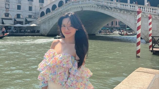 Potret Beby Tsabina Liburan di Eropa (instagram/@bebytsabina)