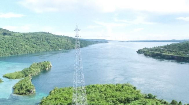 Tingkatkan Layanan bagi Pulau Muna, PLN Percepat Pembangunan Jaringan SUTT Raha-Baubau