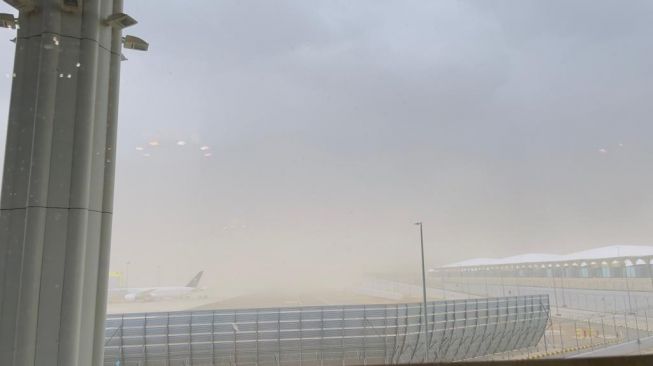 Badai Pasir Warnai Pemulangan Jemaah di Bandara Madinah