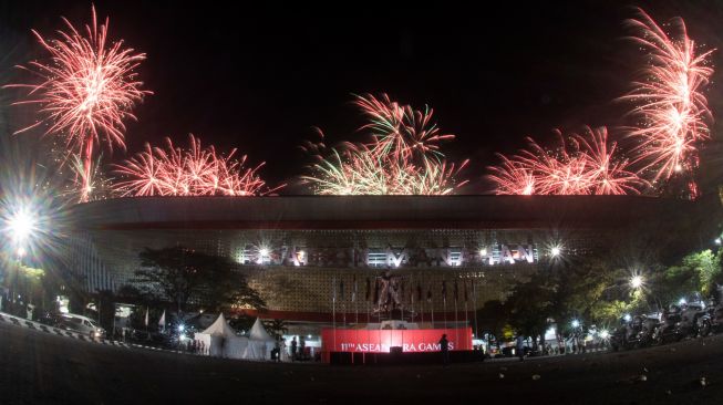 Semarak Penutupan ASEAN Para Games 2022 di Stadion Manahan