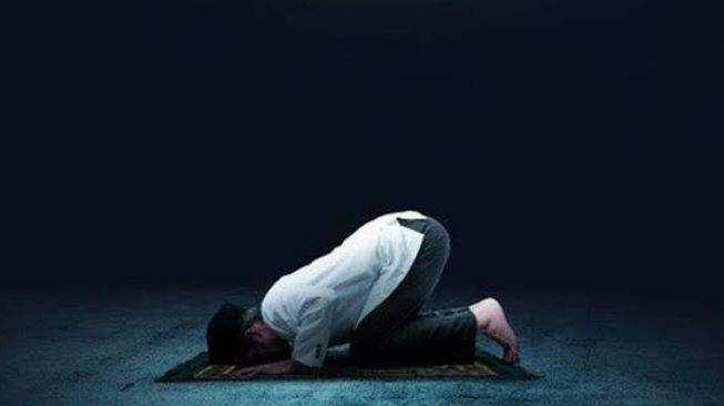 Tata Cara Sholat Subuh Tanpa Doa Qunut, Perhatikan Baik-baik!