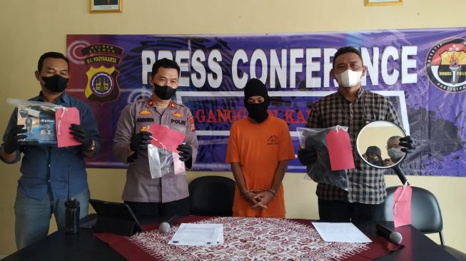 Pemuda Ini Curi Uang dan HP di Bekas Tempat Kerjanya, Alasannya Bangun Usaha Tandingan