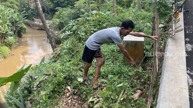 Keluh Warga Cirendeu Tangsel Dihantui Ancaman Longsor: Cuma Diukur, Dikerjain Kagak