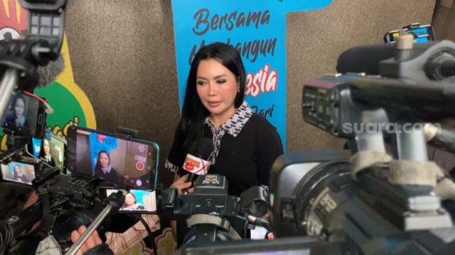 Pengusaha Uci Flowdea yang melaporkan Medina Zein [Suara.com/Adiyoga Priyambodo]