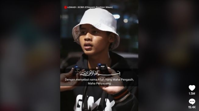 Remaja Citayam Fashion Week fasil lantunkan ayat suci Al-qur'an. [TikTok]