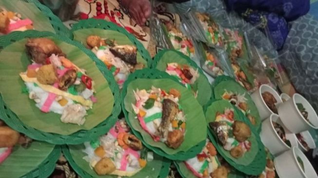 Masyarakat Suku Bugis Peringati 10 Muharram dengan Bubur Syura