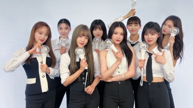 Peringati Ulang Tahun ke-5, Weki Meki Rilis Reality Show 'Let's Go We & Me'