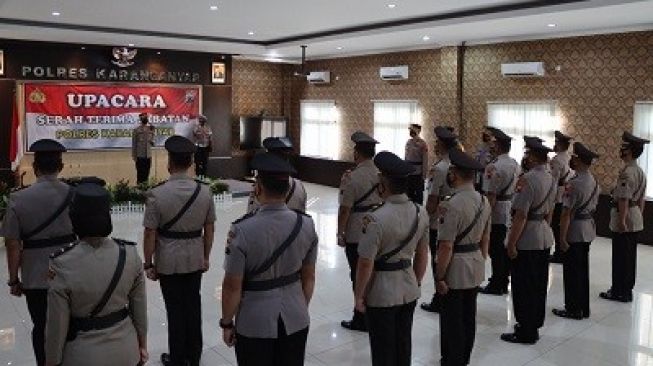 Polres Karanganyar Lakukan Mutasi