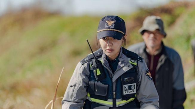 Artis Cantik Jadi Polisi di Drama Korea (hancinema)