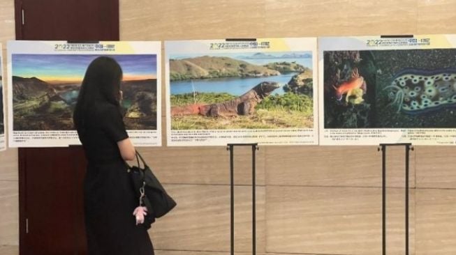 Foto-Foto Pemandangan Alam Indonesia Dipamerkan di China