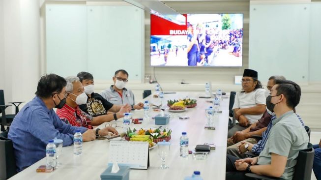 Petani Tembakau Panen Raya, Ganjar Mulai Komunikasi ke Bos-bos Rokok