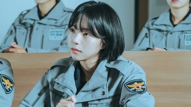 Artis Cantik Jadi Polisi di Drama Korea (hancinema)