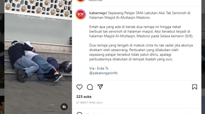Sepasang Pelajar SMA Lakukan Aksi Tak Senonoh di Halaman Masjid, Warganet: Enak