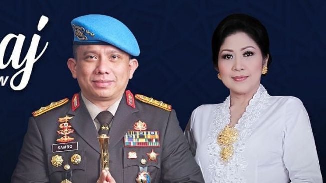 Potret Cantik Putri Candrawati (Instagram/@divpropampolri)