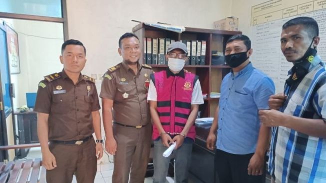 Diduga Korupsi Dana Desa Rp544 Juta, Kejaksaan Negeri Manggarai NTT Tahan Kades Bangka Lao