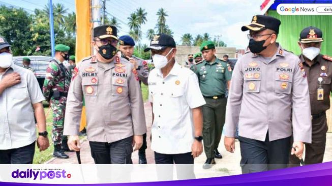 Bersama Kapolda Bupati Pohuwato Tinjau Pelaksanaan Pilkades Serentak