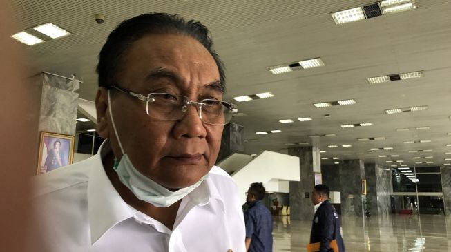 Ketua Komisi III DPR Bambang Wuryanto alias Bambang Pacul (Suara.com/Novian)