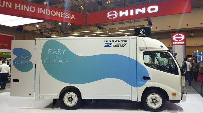 Hino Bawa Truk Listrik di GIIAS 2022