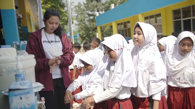 Grup MIND ID dan Kementrian BUMN Estafet Gelar Employee Volunteering