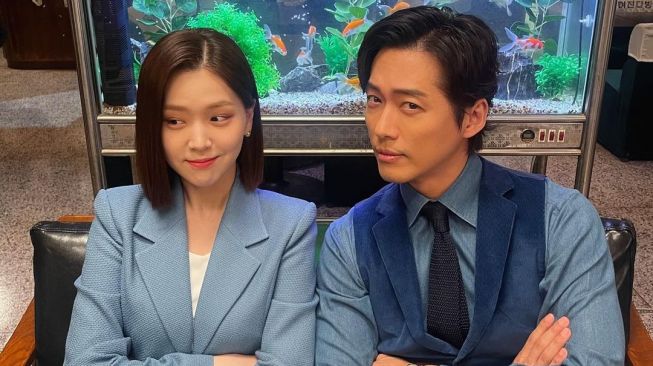 Namgoong Min dan Kim Ji Eun Kembali Disatukan, Ini Sinopsis One Dollar Lawyer