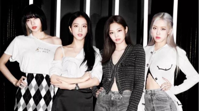 Jelang Comeback, BLACKPINK Puncaki Reputasi Brand Girl Group Bulan Agustus (Sumber Foto: Soompi)