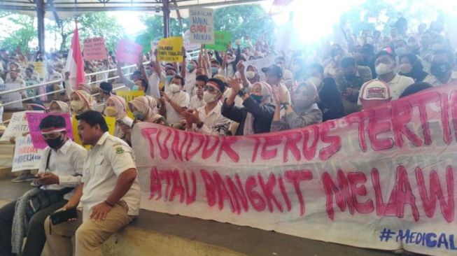 Jeritan Pegawai Honorer Janda Pemprov Banten: Kami Tulang Punggung Keluarga