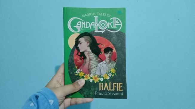 Ulasan Buku Magical Tales of Gandaloka: Halfie